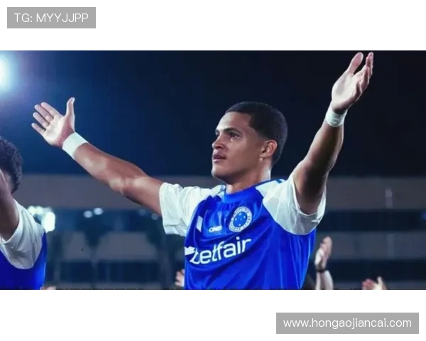 多特七百万签巴西后卫普拉特斯